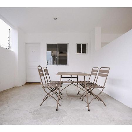 Oyo 789 Abn Residences Bacolod Ngoại thất bức ảnh