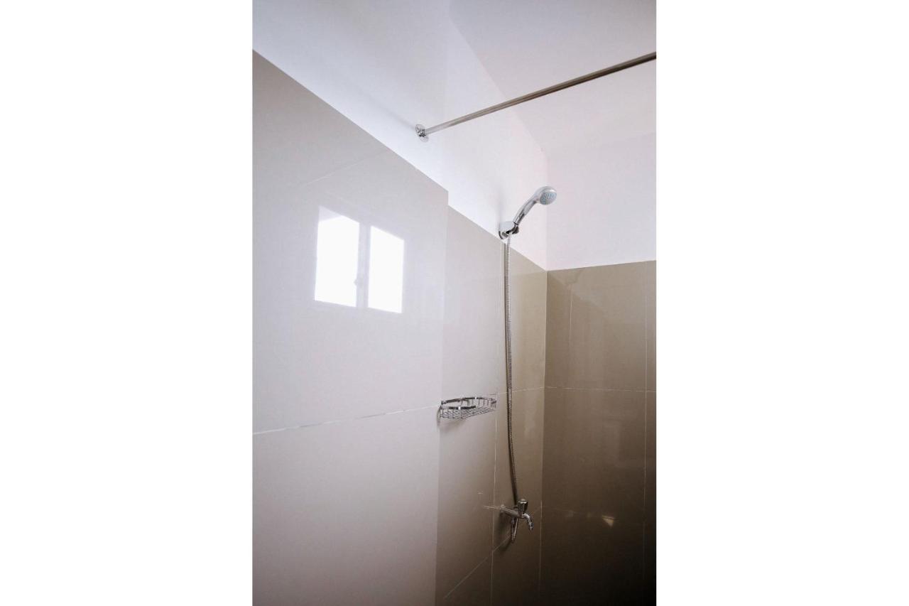 Oyo 789 Abn Residences Bacolod Ngoại thất bức ảnh