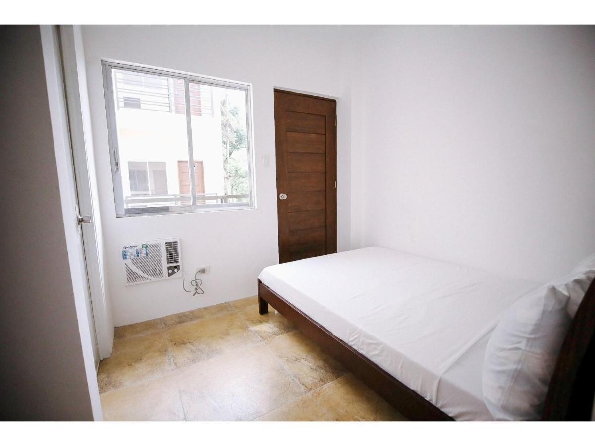 Oyo 789 Abn Residences Bacolod Ngoại thất bức ảnh